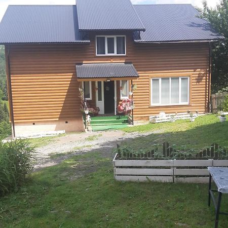 Затишні Карпати)) Lejlighed Verkhovyna Eksteriør billede