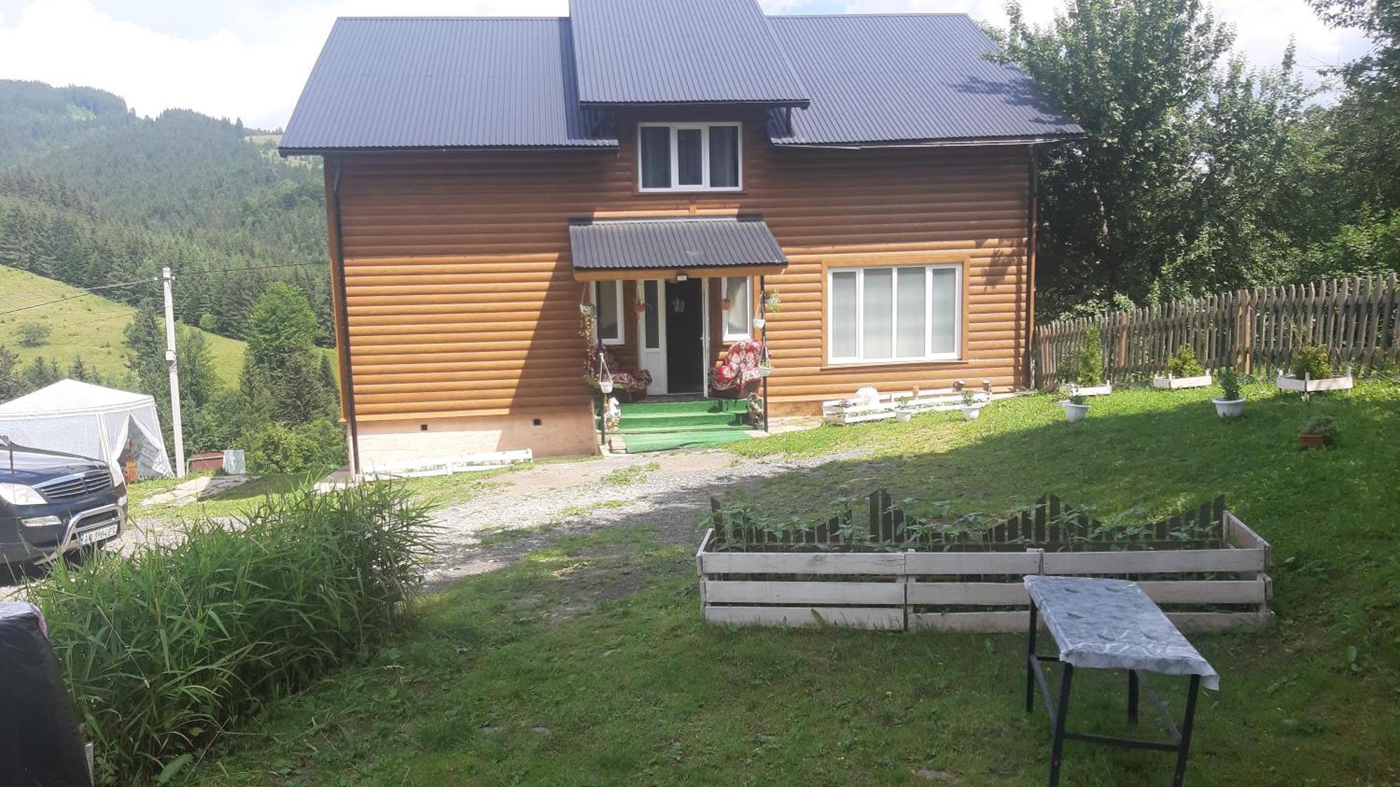 Затишні Карпати)) Lejlighed Verkhovyna Eksteriør billede